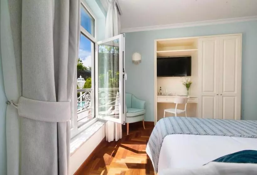 اتاق کلاسیک, Relais Villa Savarese