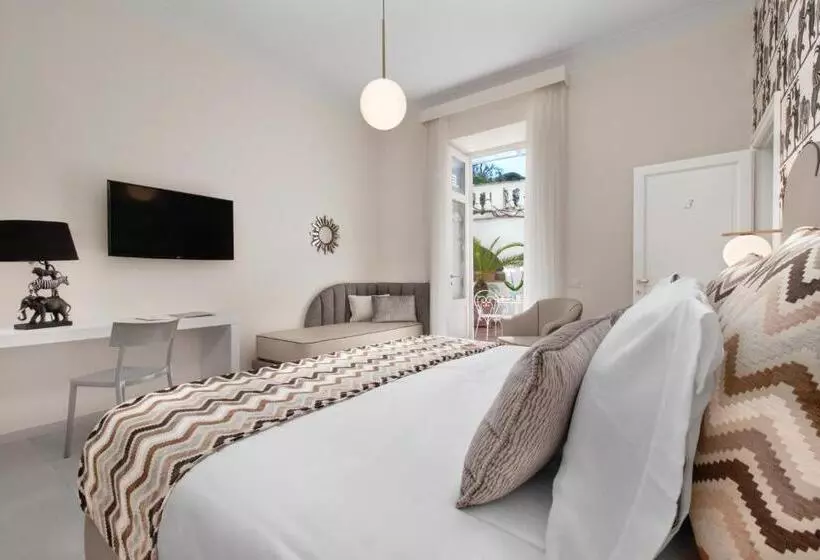 اتاق لوکس, Relais Villa Savarese