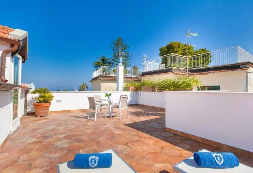اتاق استاندارد با تراس, Relais Villa Savarese