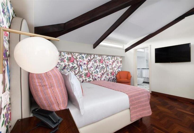 Номер Стандарт с Террасой, Relais Villa Savarese