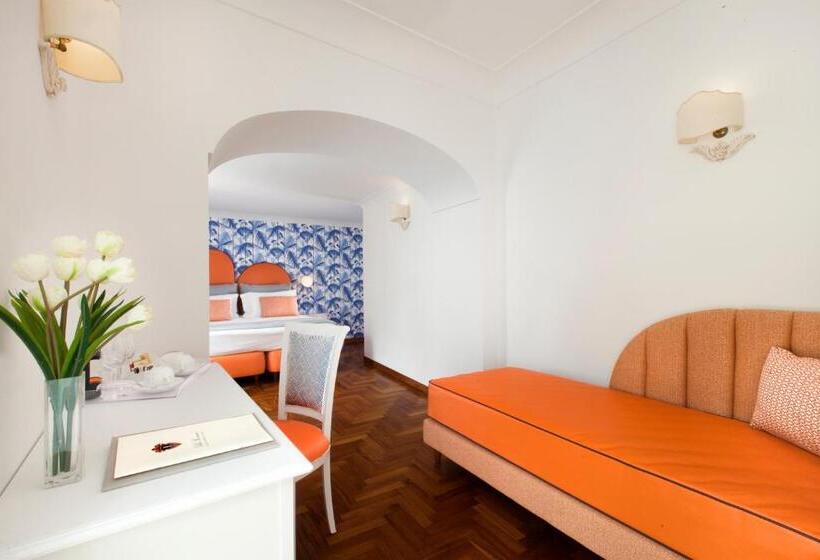 Номер Deluxe Вид на Сад, Relais Villa Savarese