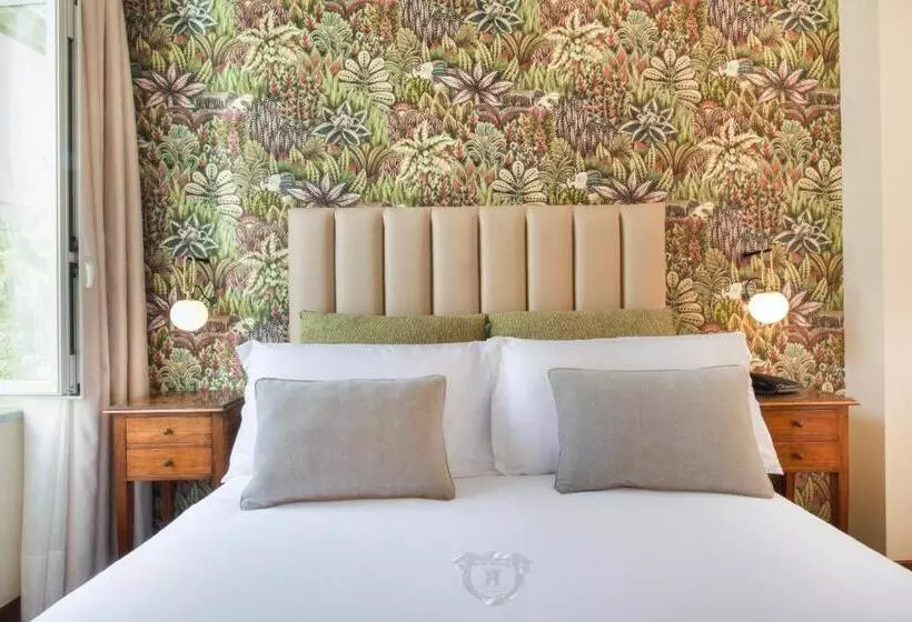 سوئیت جونیور با ماساژ آبی, Relais Villa Savarese