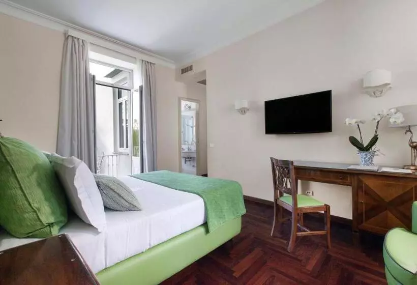 اتاق لوکس, Relais Villa Savarese