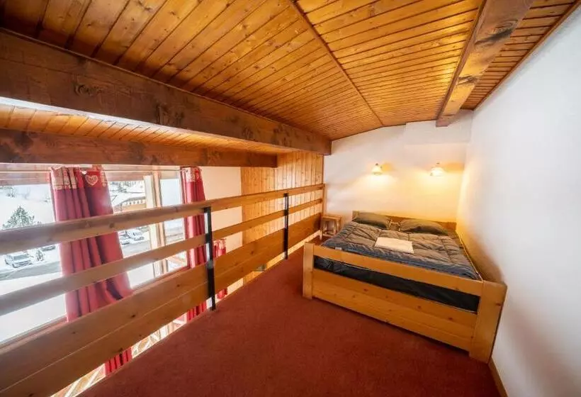 3 Bedroom Duplex Apartment, Résidence Capfun Du Téléphérique, Morzine