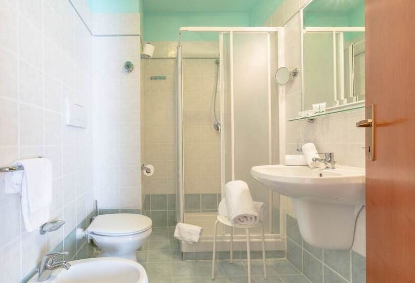 スタンダードルーム, Traiano