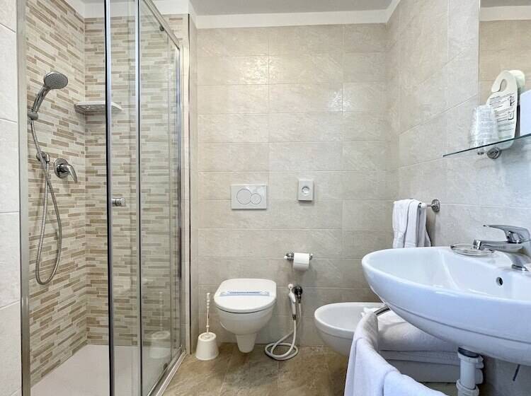 غرفة قياسية, Trovatore