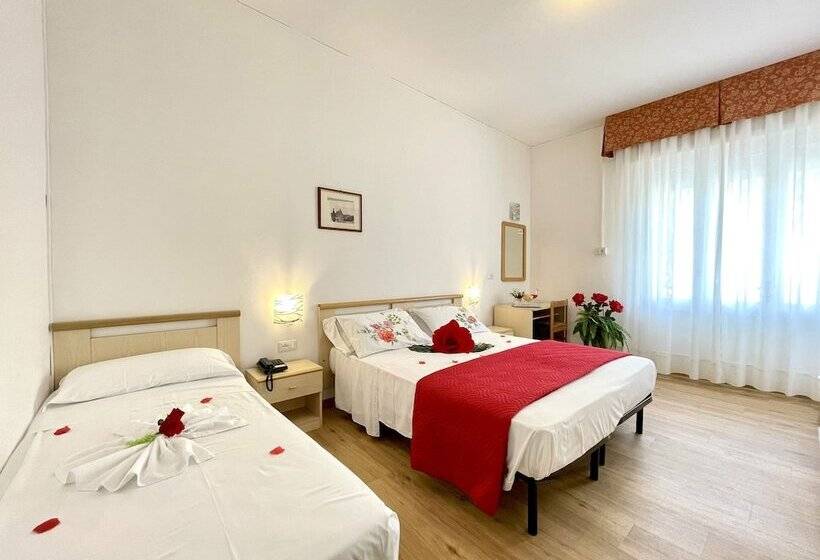 スタンダードトリプルルーム, Trovatore