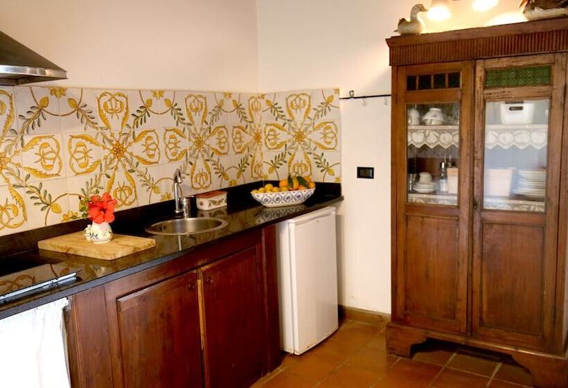 패밀리 스위트, Villa Dei Papiri Fonte Ciane