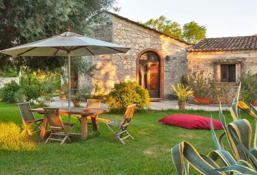 Superior Room with Terrace, Villa Dei Papiri Fonte Ciane