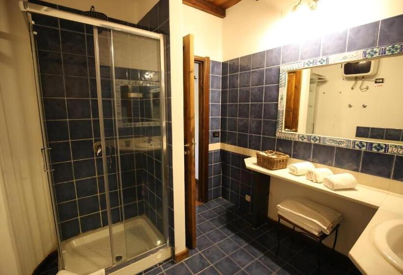 스위트, Villa Dei Papiri Fonte Ciane