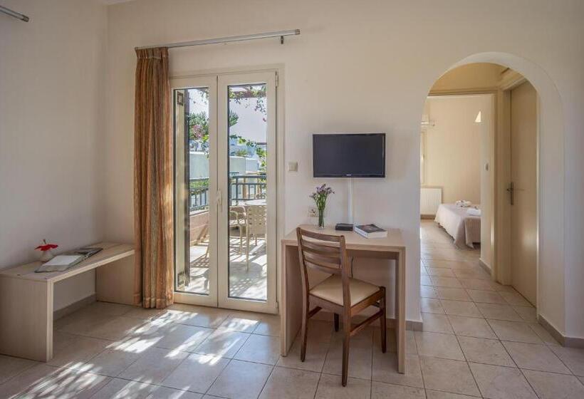 غرفة سوبيريور رباعية, Your Memories