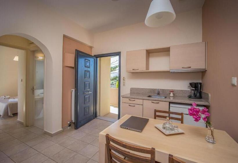 غرفة سوبيريور رباعية, Your Memories