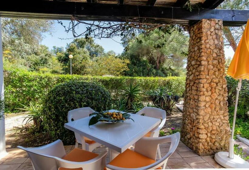 بانگلوی استاندارد, Quinta Do Paraiso  Al