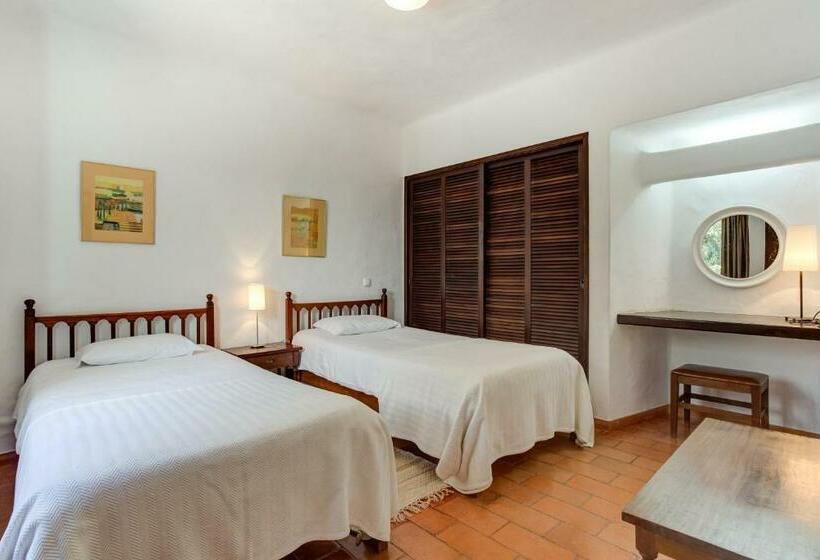 بانگلوی استاندارد, Quinta Do Paraiso  Al