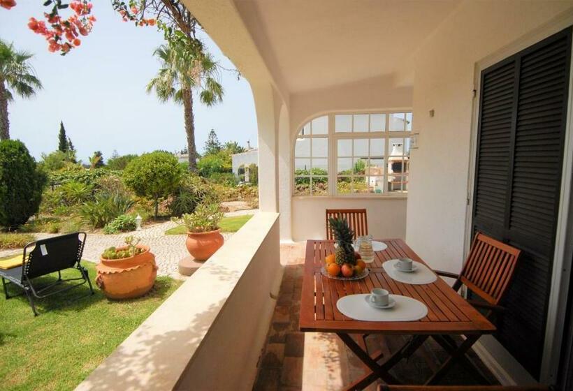 بانگلوی استاندارد, Quinta Do Paraiso  Al