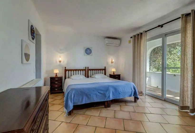 بانگلوی استاندارد, Quinta Do Paraiso  Al
