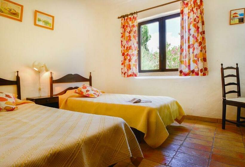 ویلای یک اتاق خوابه با استخر شنا, Quinta Do Paraiso  Al