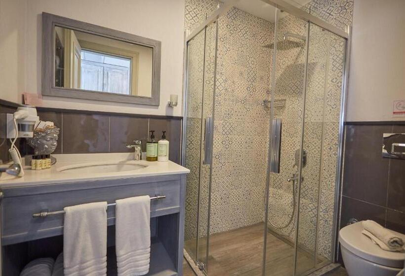 디럭스 룸, Alabora