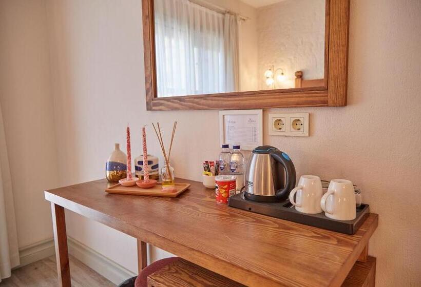 디럭스 트리플 룸, Alabora