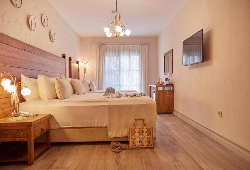 디럭스 트리플 룸, Alabora