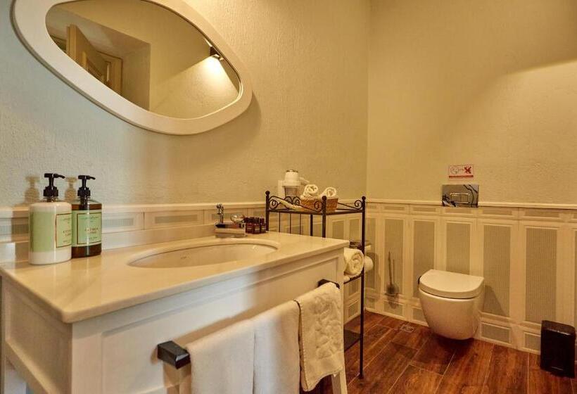 디럭스 룸, Alabora