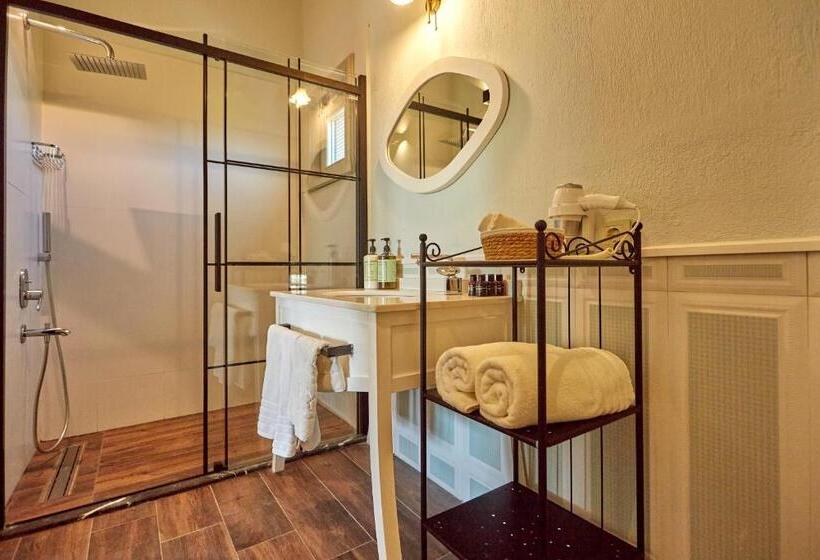 디럭스 룸, Alabora