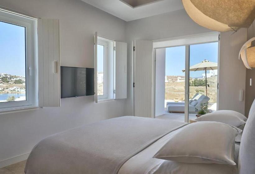 带海景及按摩浴缸标准房间, Once In Mykonos  Designed For Adults