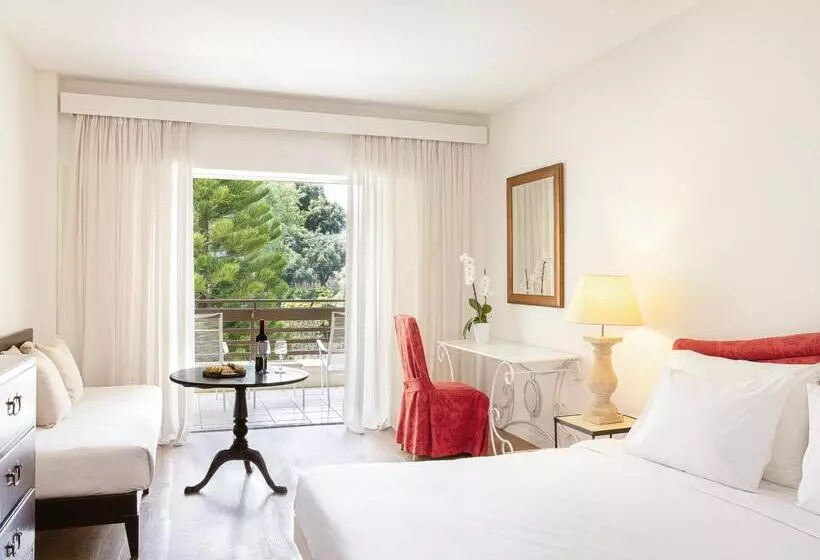 اتاق سوپریور با چشم‌انداز باغ, Grecotel Luxme Daphnila Bay