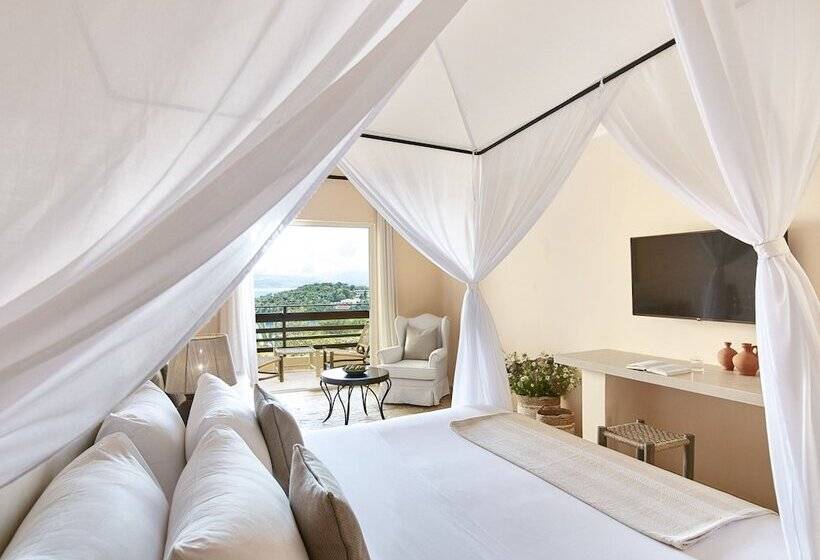 بنجلو قياسى مطلّ علي الحديقة, Grecotel Luxme Daphnila Bay