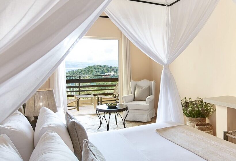 بنجلو قياسى مطلّ علي الحديقة, Grecotel Luxme Daphnila Bay