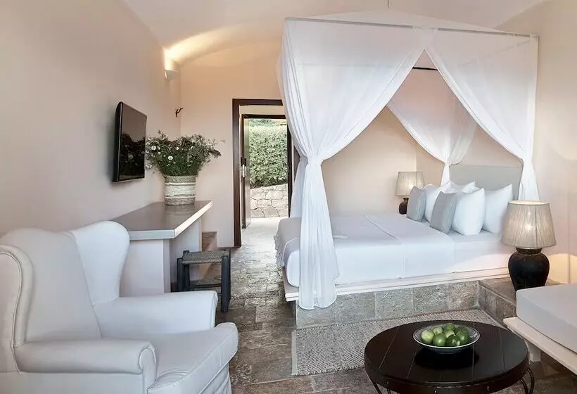 ویلای استاندارد با چشم‌انداز باغ, Grecotel Luxme Daphnila Bay