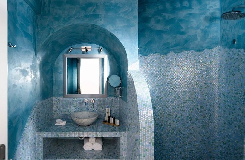 جناح, Above Blue Suites