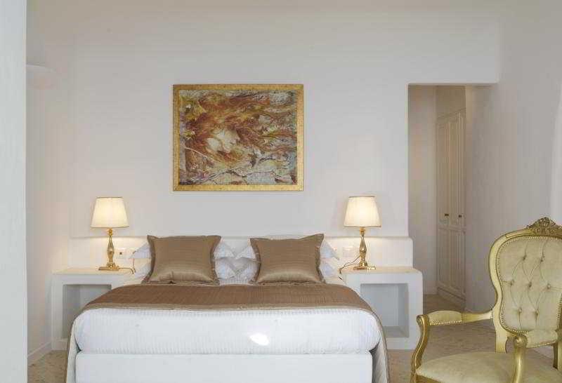 جناح, Above Blue Suites