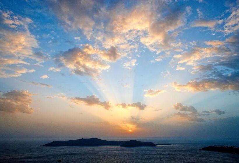 ‫فيلا غرفة نوم واحدة, Above Blue Suites