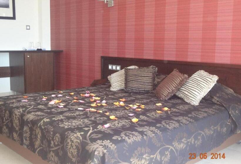 オーシャンビューのスーペリアトリプルルーム, Aegea