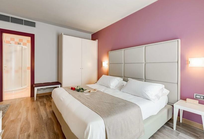Номер Superior с Балконом, Best Western Hotel Imperiale