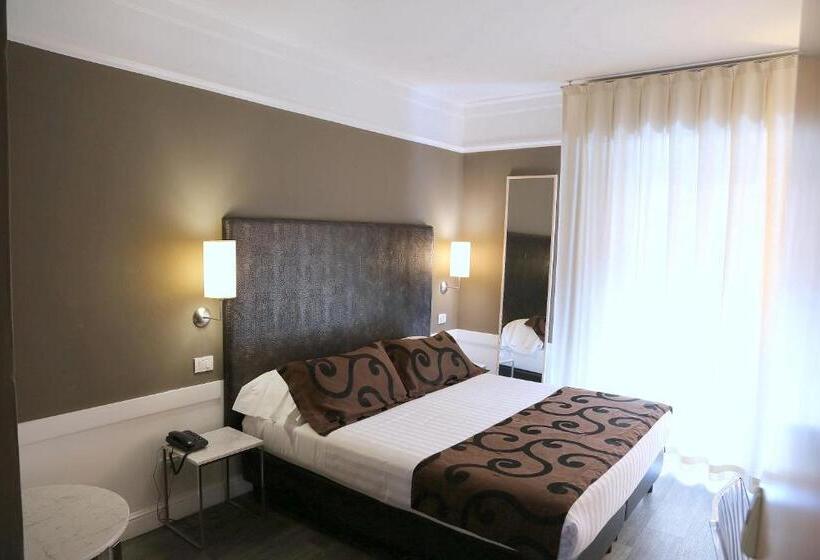 اتاق استاندارد با بالکن, Carla