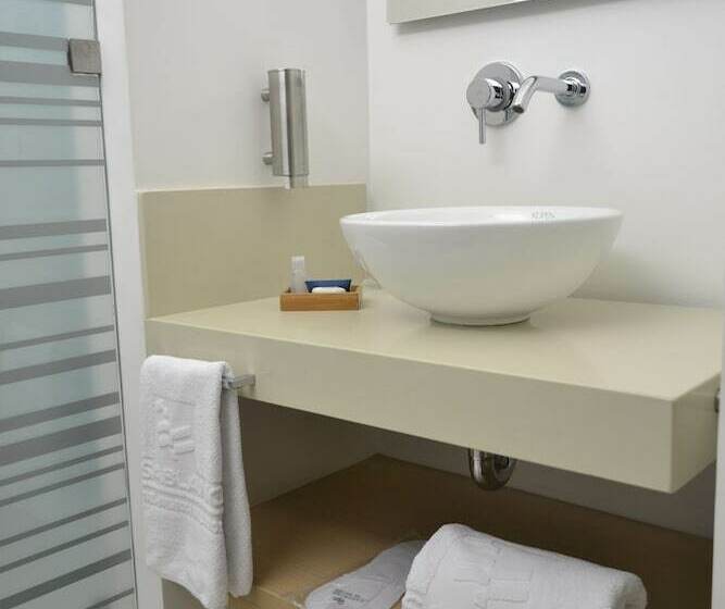 高级大房间, Casa Blanca