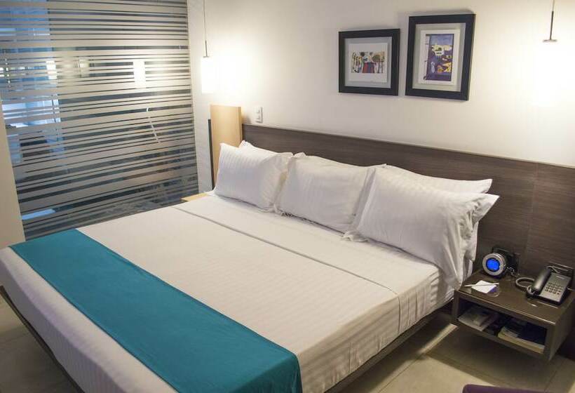 小型套房, Casa Blanca