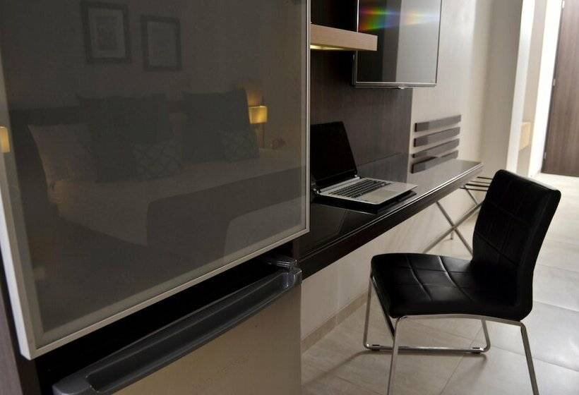 小型套房, Casa Blanca