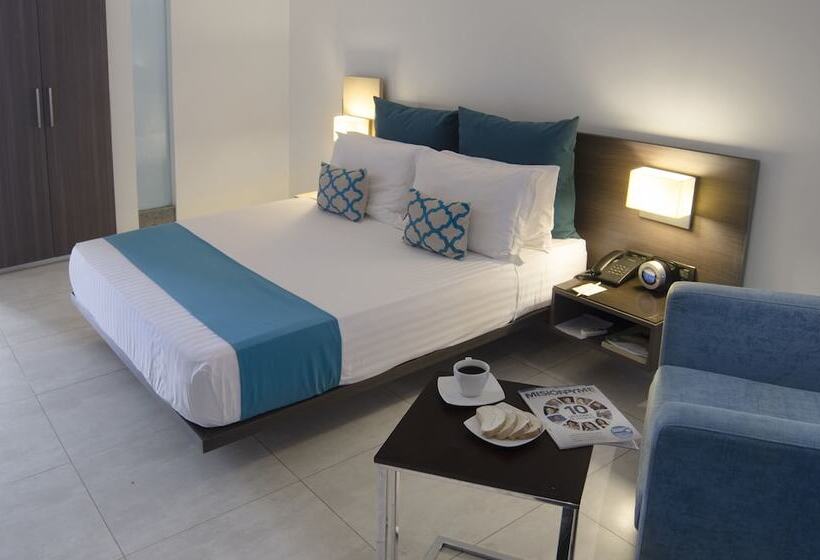 小型套房, Casa Blanca