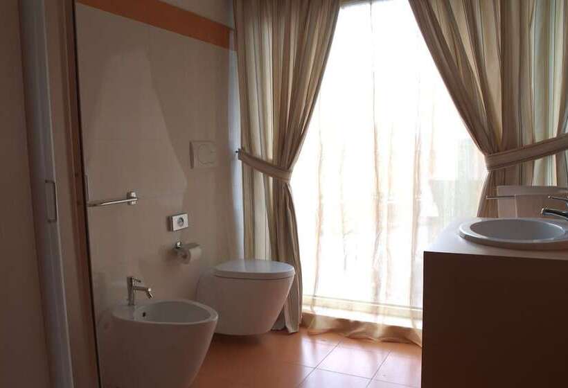 Номер Стандарт Трехместный, Catania Town