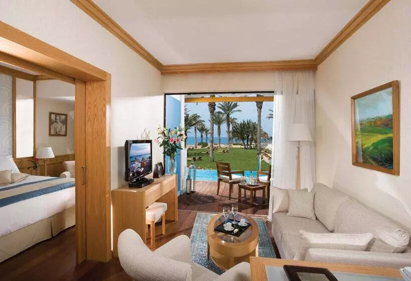 海の見えるエクゼクティブスイート, Constantinou Bros Asimina Suites