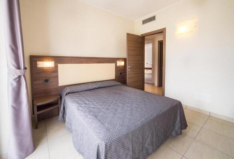Апартаменты 2 Спальни с Террасой, Diano Sporting Apartments