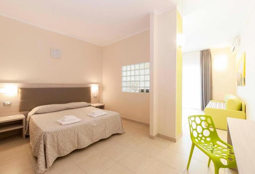 Семейное Студио, Diano Sporting Apartments