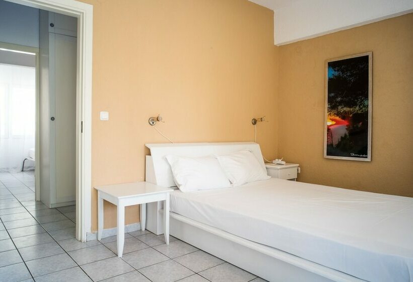 패밀리 스위트, Dryades