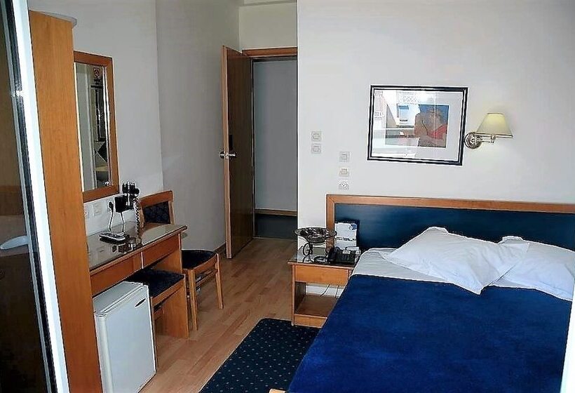 スタンダードシングルルーム, Elena