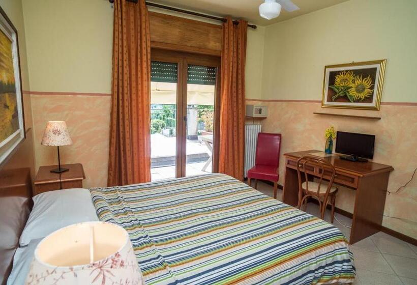 标准间带阳台, Madonna Della Neve