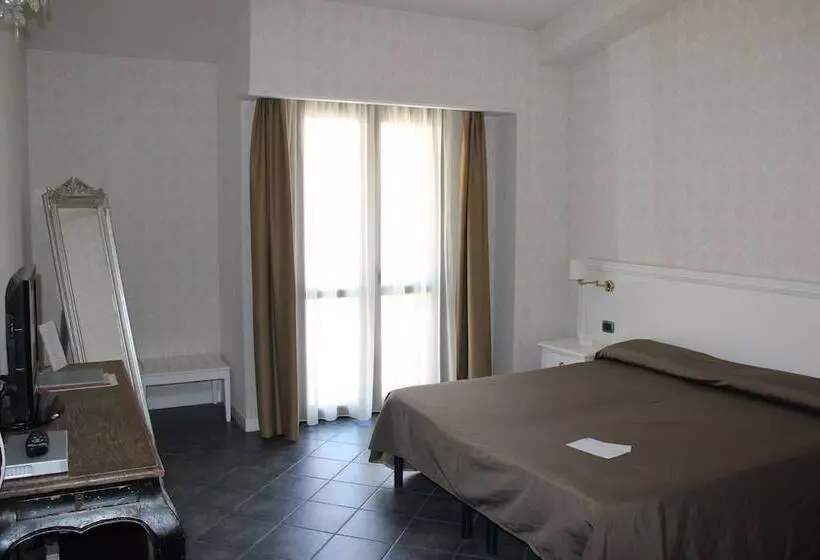اتاق راحتی, Marina Holiday & Spa