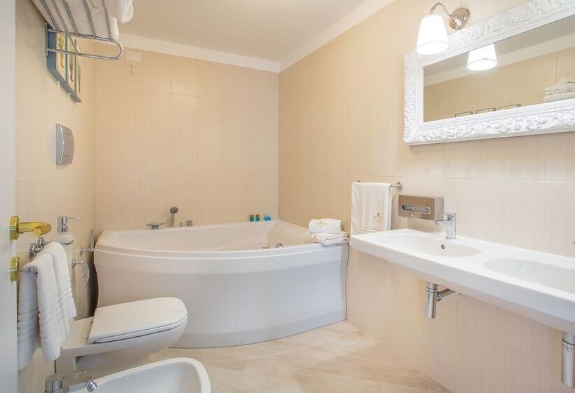 Полулюкс, Marina Holiday & Spa